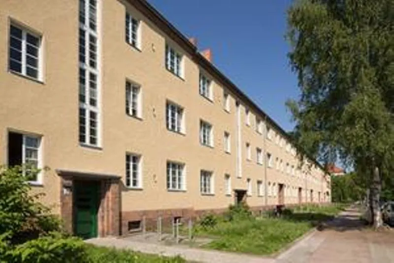 Für die kleine Familie-3-4 Personen mit WBS- Anspruch — photo 1
